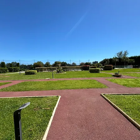 Deux Pieces Proche Plage Et Golf-parking, Piscine Mandelieu